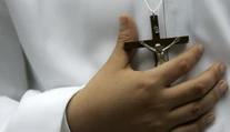 NAKA už rieši incident na prijímaní v Trnave. Rómske dievča malo sedieť oddelene