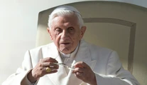 Emeritný pápež Benedikt XVI. sa dožíva 90 rokov
