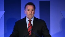 Arnold Schwarzenegger podstúpil vážny chirurgický zákrok. Stáva sa zo mňa stroj, odkázal fanúšikom