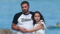 Ben Affleck má novinku. Vzťah s krásnou herečkou sa rozhodol posunúť o úroveň vyššie
