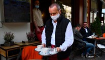 Reštaurácie a fitká chcú od utorka otvoriť. Premiér to prirovnal k anarchii