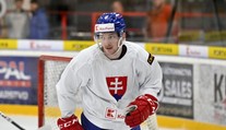 Ďalší Slovák s kontraktom v NHL. Okuliar podpísal nováčikovskú zmluvu s Floridou