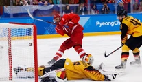 Hrdina hokejového turnaja Kovaľčuk po zlatom víťazstve: Medailu venujem otcovi do neba