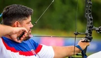 Slovensko má na Európskych hrách prvé zlato. Získal ho lukostrelec Jozef Bošanský