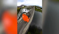 VIDEO: Zábery, z ktorých mrazí. Odvážny mladík prešiel bicyklom po konštrukcií mosta