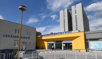 Východ stále bojuje so žltačkou. V Prešove majú desiatky pacientov, košické infekčné oddelenie je plné