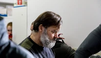 Dušan Dědeček pil na návšteve u syna aj v práci, ukázali detaily obžaloby