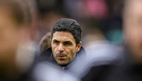 Dlhé roky sa učil od mágov. Arsenal vedie k prvému titulu po dvoch desaťročiach obľúbenec fanúšikov