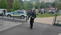 Vyhrážky útokmi na školách vyšetrujú ako terorizmus, páchateľovi hrozí až doživotie