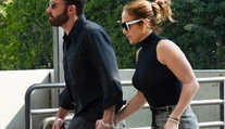 Dôvod, prečo si Ben Affleck obzeral prsteň: Nie je to tak, ako si myslíte!