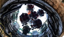 Rusi dokončili najsilnejší raketový motor na kvapalné palivo. Bude poháňať raketu Sojuz-5