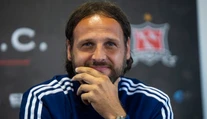 Ján Kozák ml. sa stal trvalým trénerom Slovana. Kontrakt podpísal pred dvojzápasom s PAOK