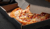 Patrí ananás na pizzu? Taliani v tom majú jasno, reštaurácia ju predáva za prekvapivú sumu