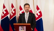 V Hegerovom kabinete sú štyri voľné ministerské kreslá. V hre sú títo odborníci