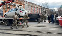FOTO a VIDEO: Komando vyzbrojené samopalmi zasahovalo v centre Bratislavy, zadržali jedného muža