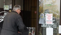 Nezaočkovaní a tí, čo covid neprekonali, sa dostanú už iba do esenciálnych prevádzok. Tu je zoznam