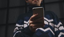 TikTok zakázal trend, ktorý vedie k poruchám príjmu potravy. Čoraz častejšie majú problémy chlapci