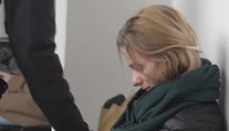 Mamička, ktorá predávala drogy s malým synom, strávi Vianoce doma