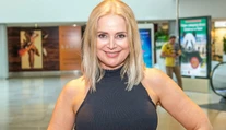 V päťdesiatke do kina s odhaleným bruchom. Zuzana Vačková sa pochválila schudnutým telom