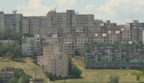Úroky z hypoték sú už také vysoké, že stláčajú ceny samotných nehnuteľností