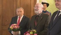 Exprezidenti sa stretli na obede u Z. Čaputovej. Chvíľu sa podpichovali pre komunistickú minulosť