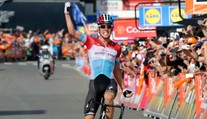 Luxemburčan Jungels vyhral poslednú veľkú klasiku Liege-Bastogne-Liege