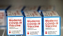 Problémy hlási už aj Moderna. Dodávky vakcín zníži o dvadsať percent