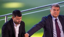 Agüero oznámil definitívny koniec kariéry. Ak by pokračoval, išlo by mu o život