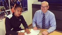 Zabudnite na Ronalda či Beckhama. V porovnaní s týmto futbalistom sú "chudobní príbuzní"