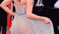 Turecká hviezda na festivale v Cannes: Ukázala takmer všetko
