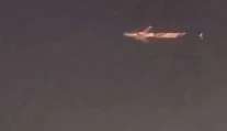 VIDEO: Dráma nad Miami. Z Boeingu začali po vzlietnutí šľahať plamene