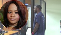 Vinia ho zo smrti dcéry Whitney Houston, teraz ho zatkli za zbitie priateľky
