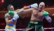 V očakávanom súboji uspel Usyk a zjednotil všetky opasky. Fury s rozhodnutím o jeho prehre nesúhlasil