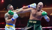 V očakávanom súboji uspel Usyk a zjednotil všetky opasky. Fury s rozhodnutím o jeho prehre nesúhlasil
