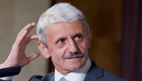 Expremiér Dzurinda vypovedal na polícii