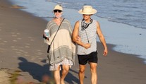 Katy Perry porodila! Dievčatko sa volá ako kvet a zviera