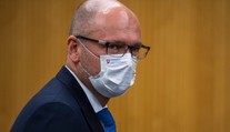 Kontrakty právnej kancelárie advokáta, ktorý zamestnával Sulíkovu dcéru, preveruje ÚVO