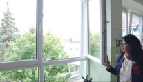 Ako často vetrať, aby sa školáci neučili vo vydýchanom vzduchu? Pomôcť majú „zvedavé nosy“