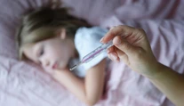 Niektoré príznaky nádchy môžu signalizovať vážne ochorenie. Pediatrička radí, kedy ísť s dieťaťom k lekárovi