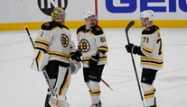 Boston a Carolinu delí jeden triumf od postupu