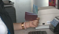 Medzinárodná blamáž. Štát takmer tri mesiace vydával Slovákom chybné cestovné pasy
