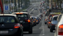 Zo Záhoria do Bratislavy sa od pondelka dostanete komplikovanejšie. Doprava na D2 bude obmedzená