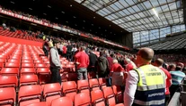 Škandál na Old Trafford! Zápas zrušili kvôli zabudnutej atrape bomby