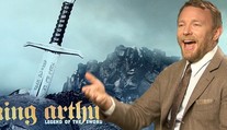 Bude sa na Slovensku nakrúcať ďalší film o Sherlockovi? Tu je odpoveď slávneho režiséra