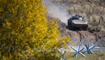 Na Lešti havaroval tank Abrams. Dvaja Američania sa ťažko zranili