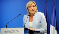 Ak vyhrá Le Penová, tak vypíše referendum o vystúpení Francúzska z EÚ