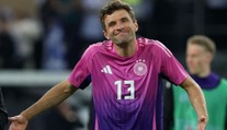 Legenda Bayernu má ďalší cenný kov. Thomas Müller získal olympijské zlato, a to hry sleduje z Mníchova