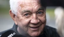 V stredu ho pustili na reverz, v piatok tam bol zas. Českého herca Jiřího Krampola záchranka zobrala na ARO