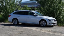 Auto z bazára sa novej majiteľke pokazilo už na štvrtý deň. Reklamáciu jej zamietli