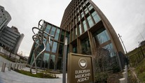 Európska lieková agentúra začala posudzovať ruskú vakcínu Sputnik V